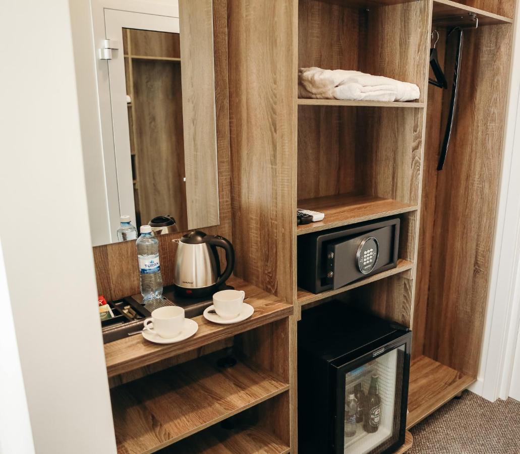 7 Boutique Hotel Ustʼ-Kamenogorsk Exteriör bild